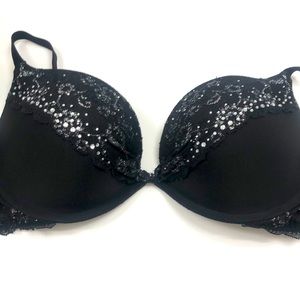 Victoria’s Secret bra- like new!!